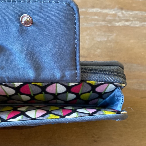 Vera Bradley Gray Wristlet - Picture 8 of 10